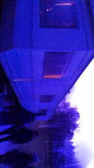 今日の楽屋はキャンピングカー