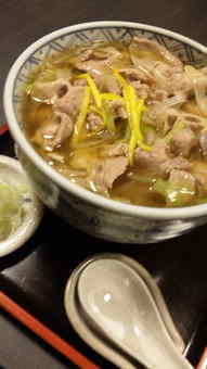 肉そば、温まります。