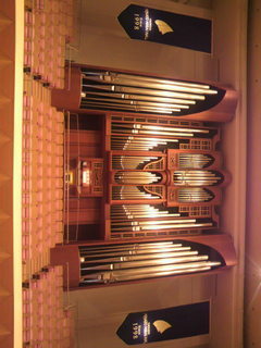 パイプオルガン