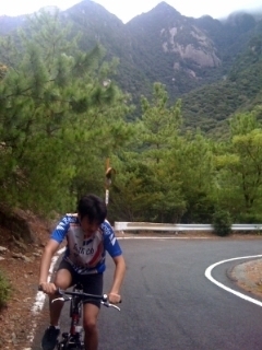 ゆっくりゆっくり昇ってく。